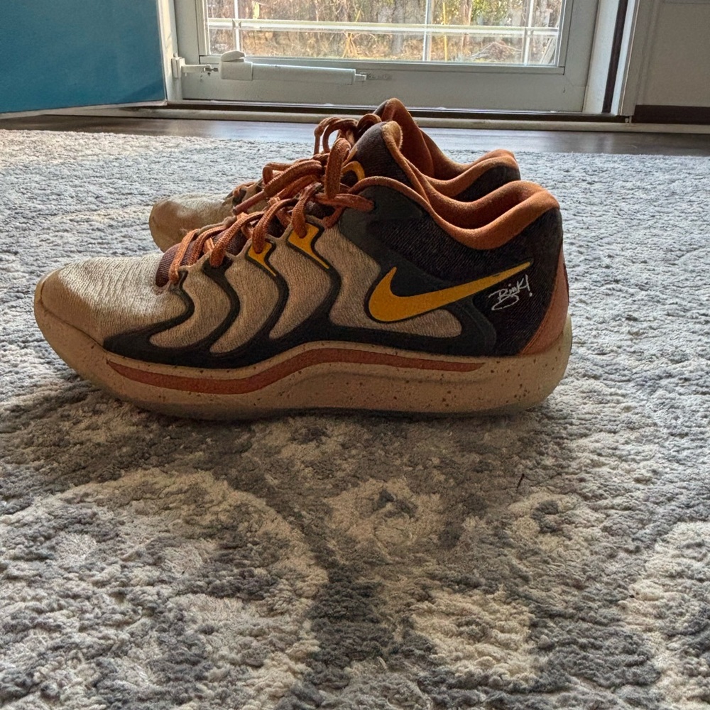 Bink! Men’s x Nike KD 17